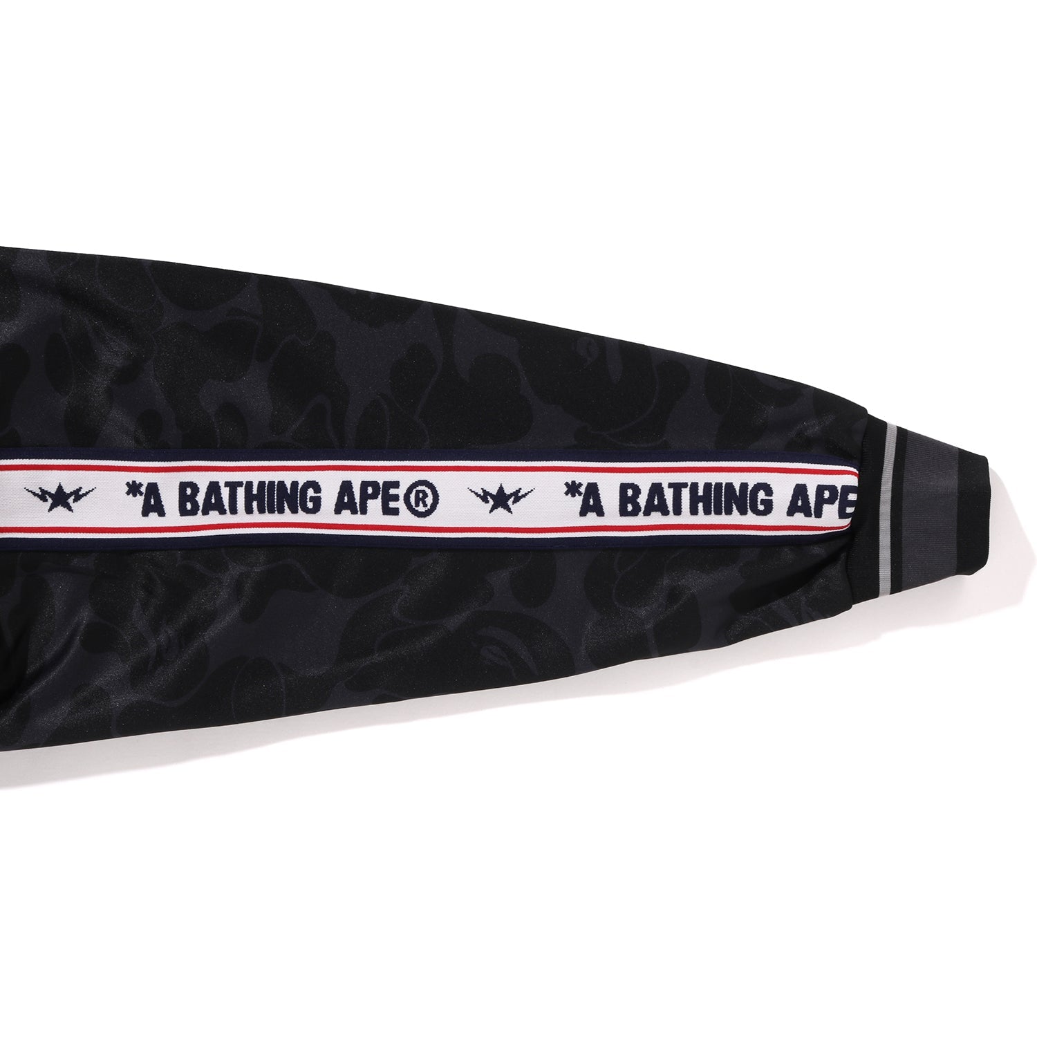 BAPE MENS SOLID CAMO RELAXED FIT SHARK FULL ZIP HOODIE JACKET